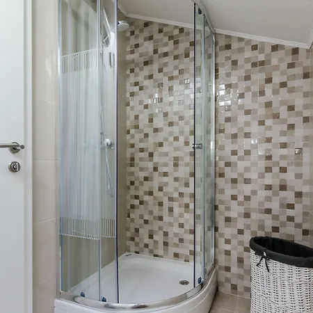 Barbara - Two Bedroom Vakantiehuis *