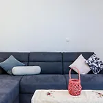 Barbara - Two Bedroom Ston