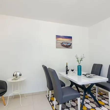 Barbara - Two Bedroom